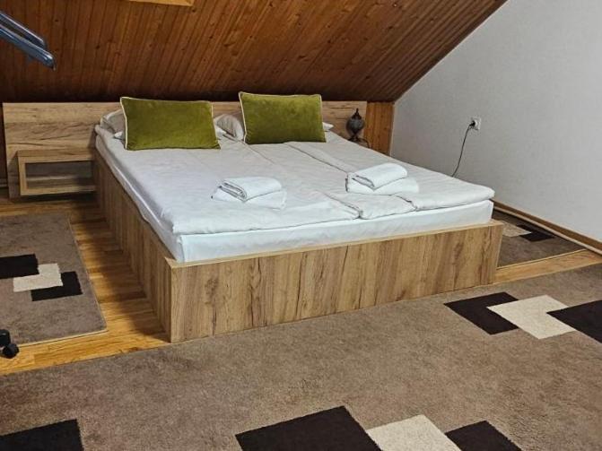 Family Apartment With Garden Sarajewo Zewnętrze zdjęcie